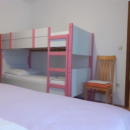 Omis Apartmani Mouse Kamer foto