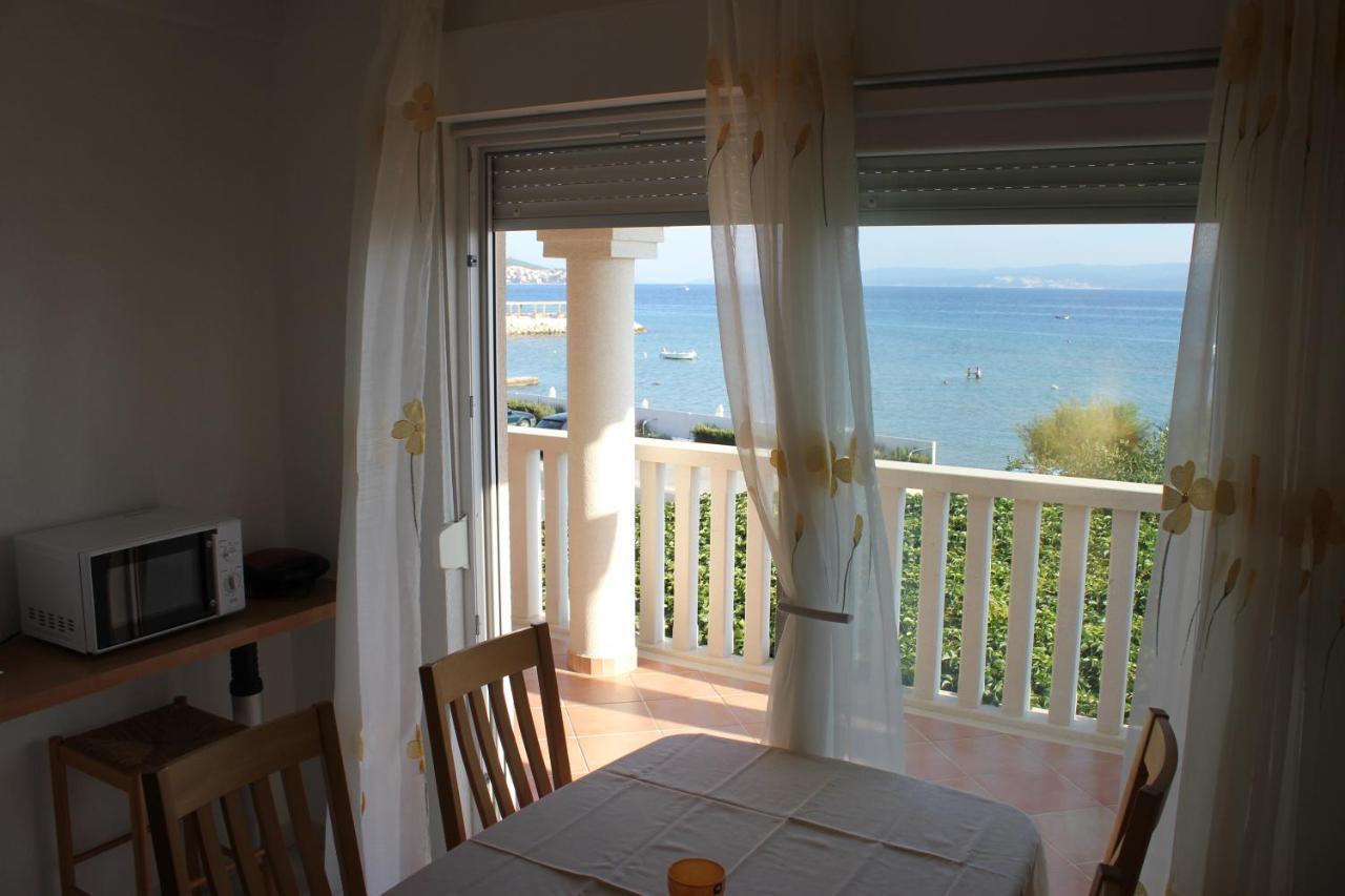 Omis Apartmani Mouse Buitenkant foto